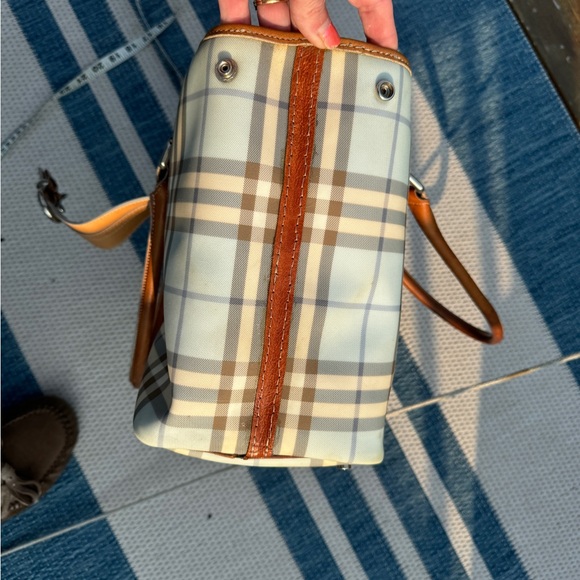 BURBERRY Vintage Blue Nova Check Convertible TOTE💙🔥HUGE! 19x10x6”🔥EVC🔥RARE🔥 - Picture 5 of 17